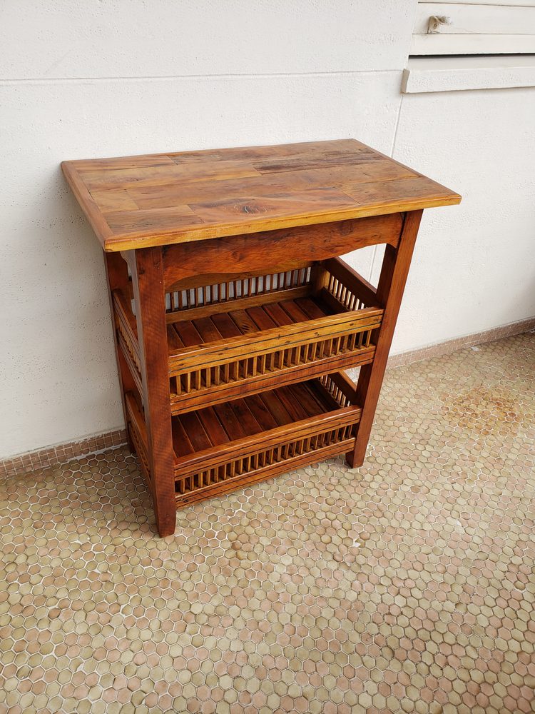 Aparador de madeira maciça da Vintage Decor, peça APA-11