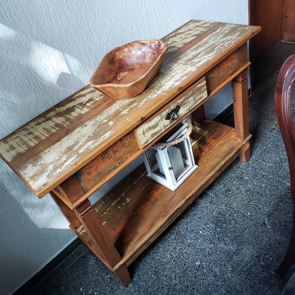 Aparador de madeira maciça da Vintage Decor, peça APA-13