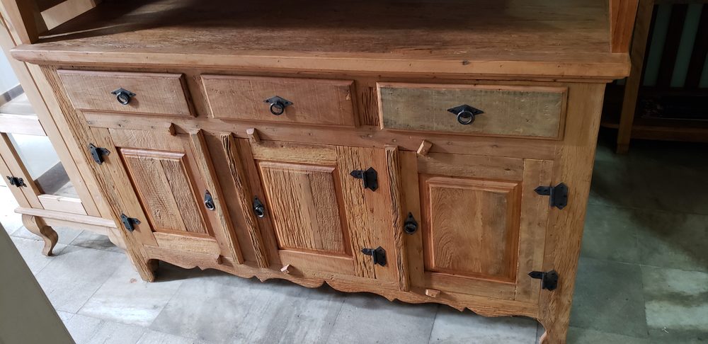 Buffet de madeira maciça da Vintage Decor, peça BUF-14