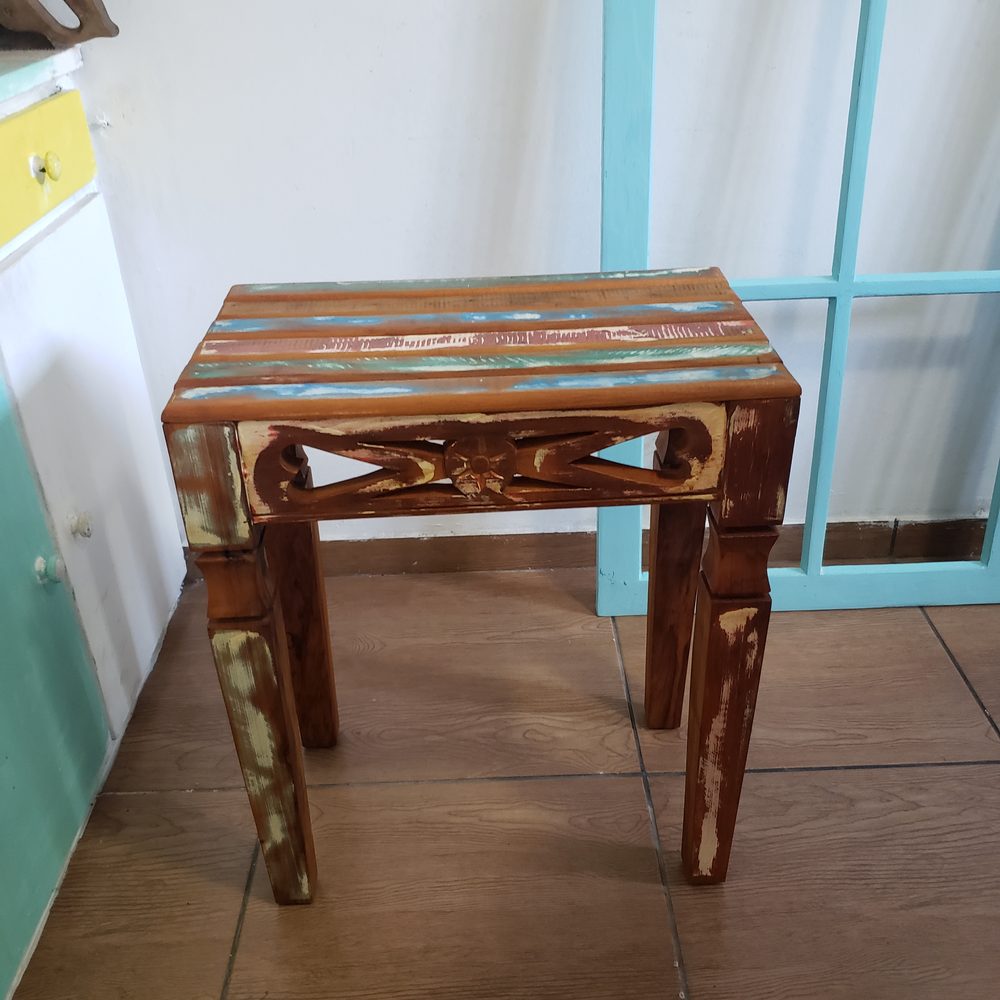 Peça de madeira maciça da Vintage Decor, peça OUT-03